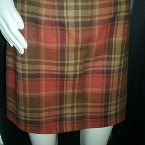 Limited America size 4 EUC Plaid skirt